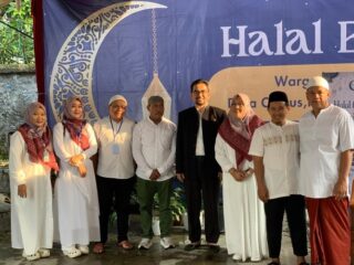 Berikan Doorprize Saat Halal Bihalal, Fikri Hudi Soroti Pentingnya Kebersamaan Warga